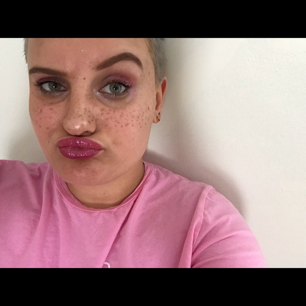 It Me 💕 - Picture 4 of 7